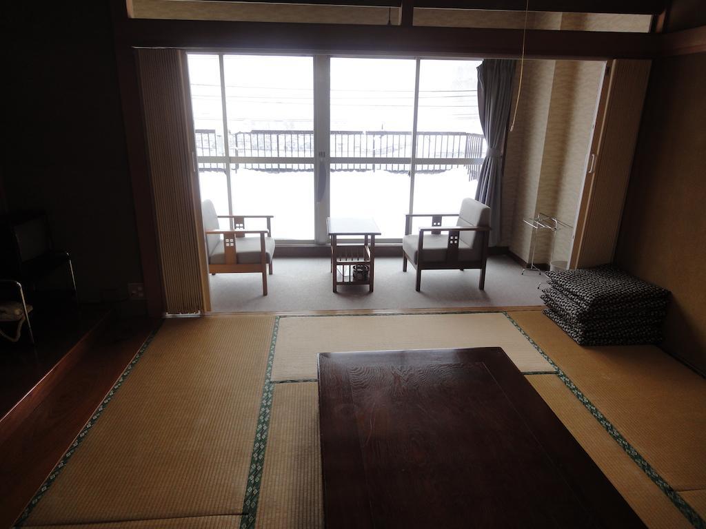 Hotel Tomiya Yuzawa (Niigata) Room photo
