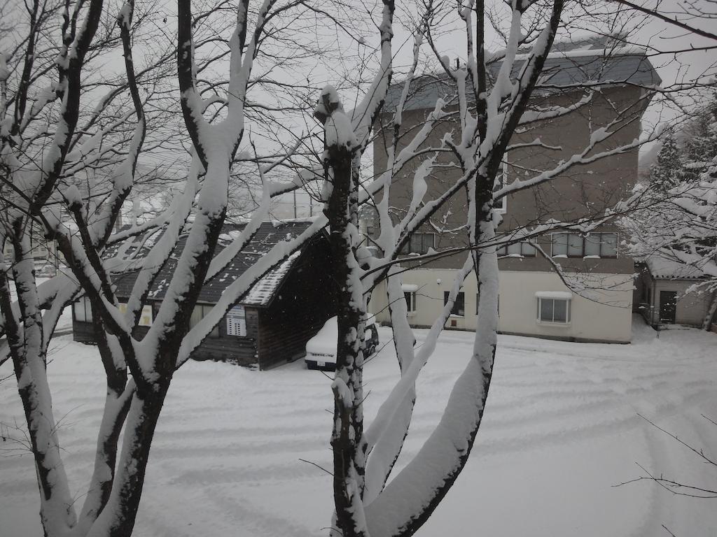 Hotel Tomiya Yuzawa (Niigata) Exterior photo